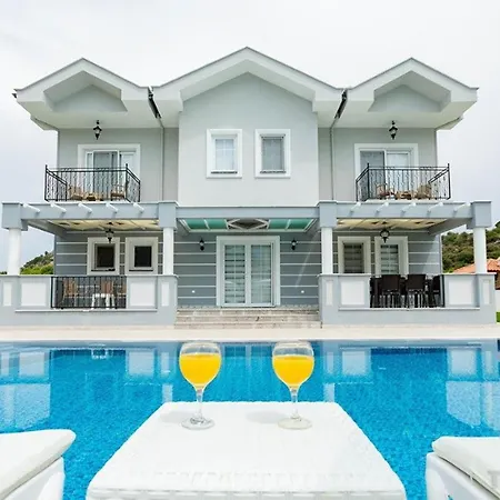 Remarkable 6-bed Zambak Dalyan * Ortaca (Mugla)